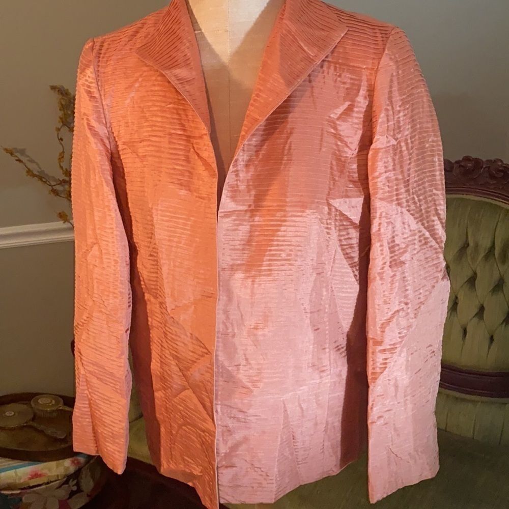 Vintage NEXX, 100% silk, open jacket. Women’s M.